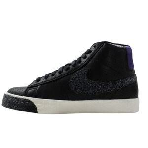 NIKE Women's Blazer Mid 6.0 Fashion Sneaker Size US 6 Black/Purple Lace Up